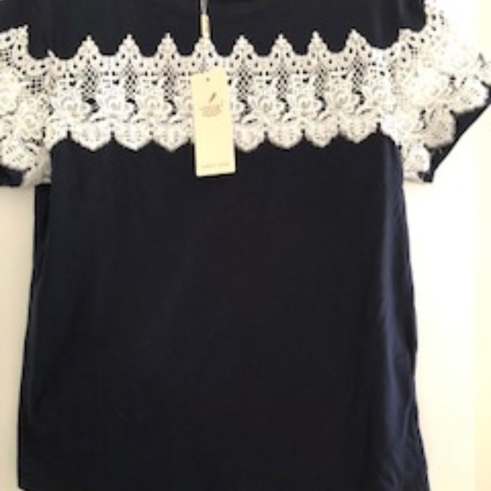 Women's  Top BRAND NEW WITH TAGS